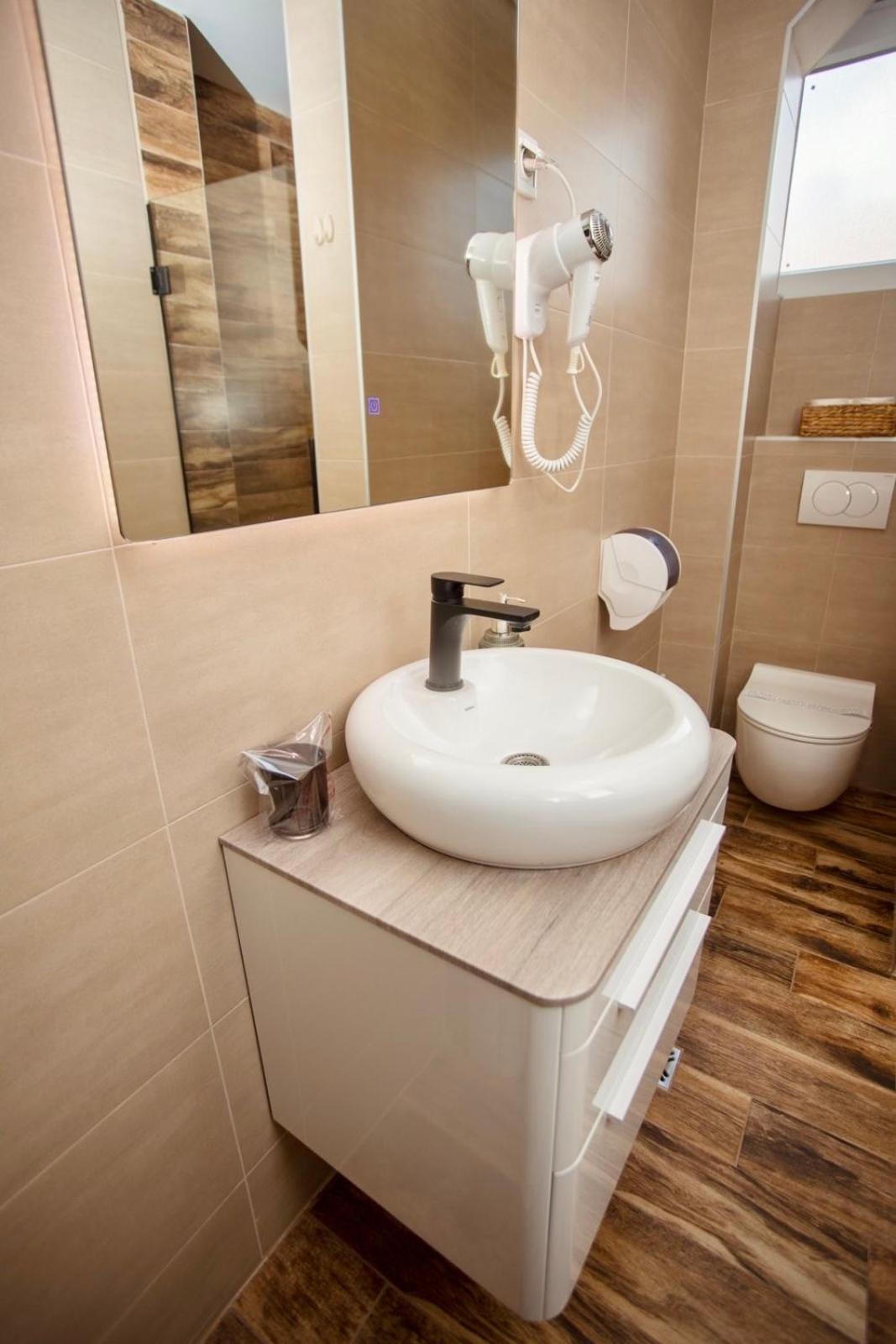 Mak Apartment - Free Parking - Balcony Saraievo Exterior foto